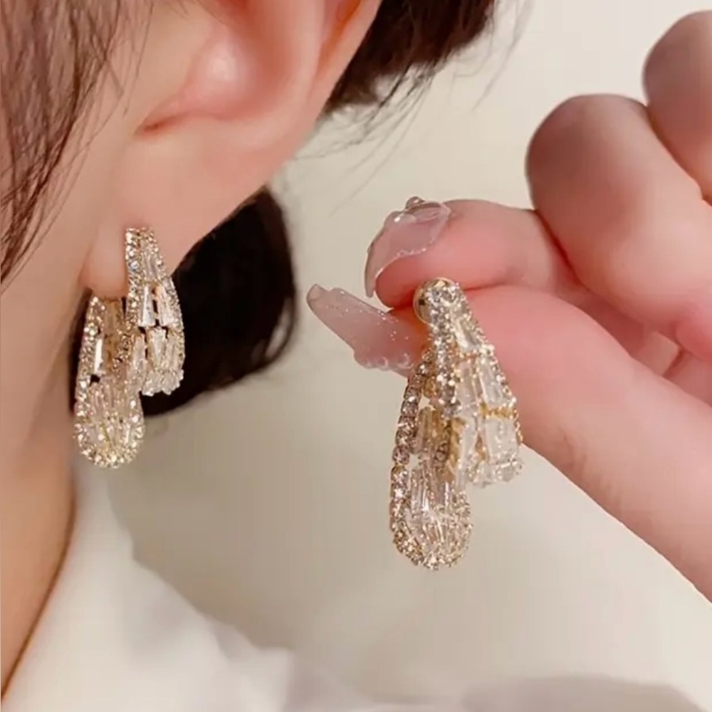 Teardrop earrings - beautiful fashion earrings